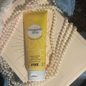 VS Pink Pineapple Slice lotion, new. 8 ounces